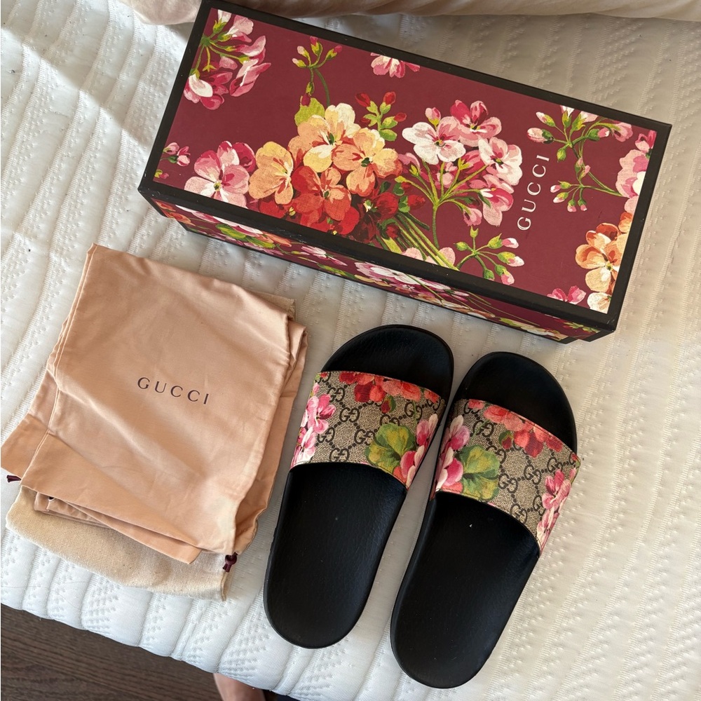 Gucci Black Floral Slides with Decorative Box